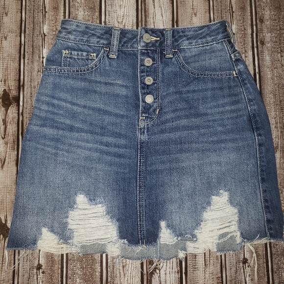 Hollister Dresses & Skirts - Hollister Ultra High-Rise Denim Skirt